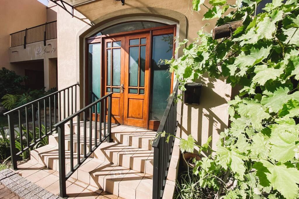 Le Grec Wine Tram Apartment Franschhoek Luaran gambar